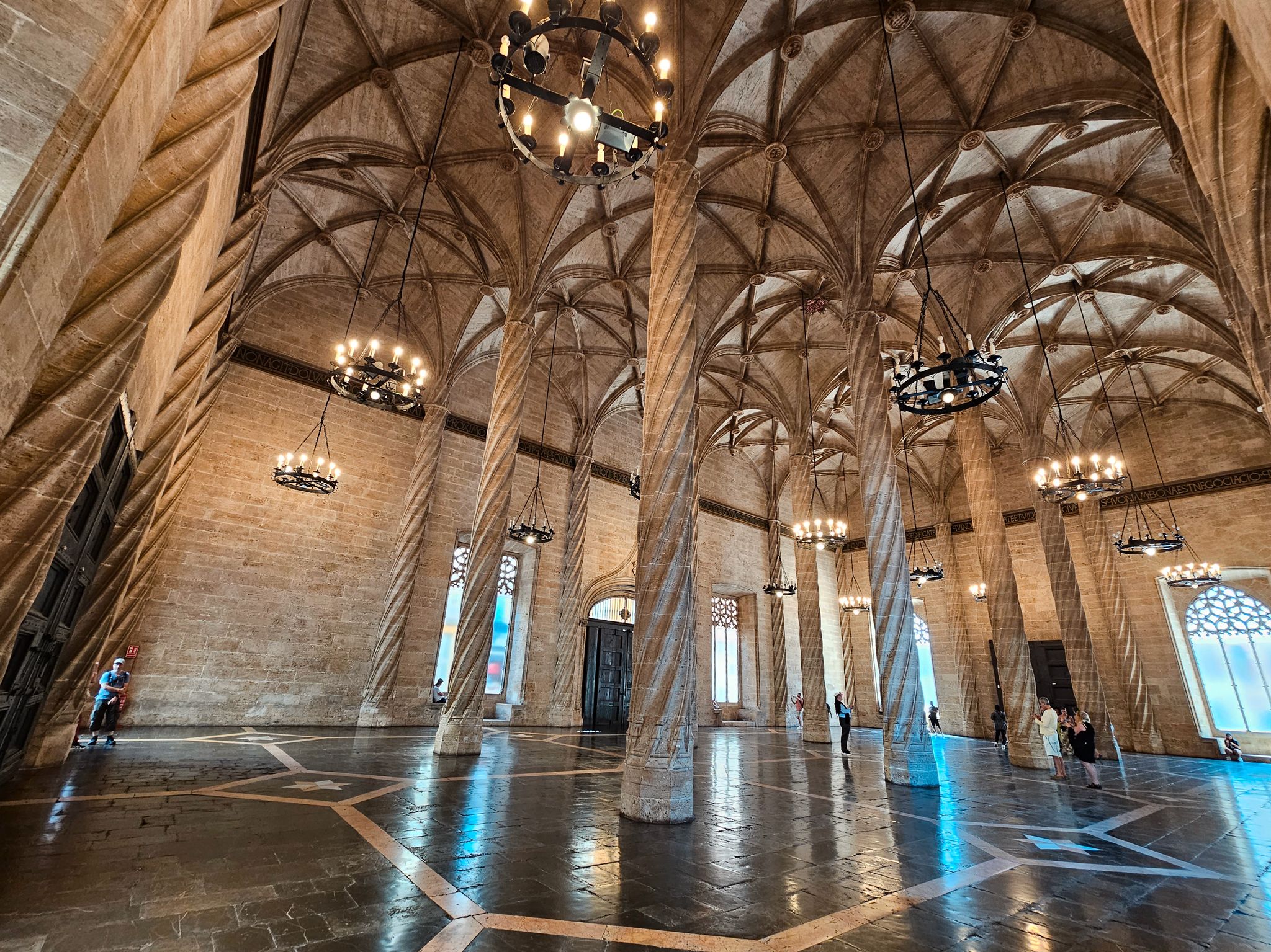 Ryan Stanikk Photography – Valencia, Spain